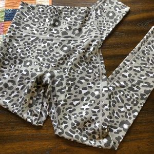 Aerie Offline Goals 7/8 leggings size small